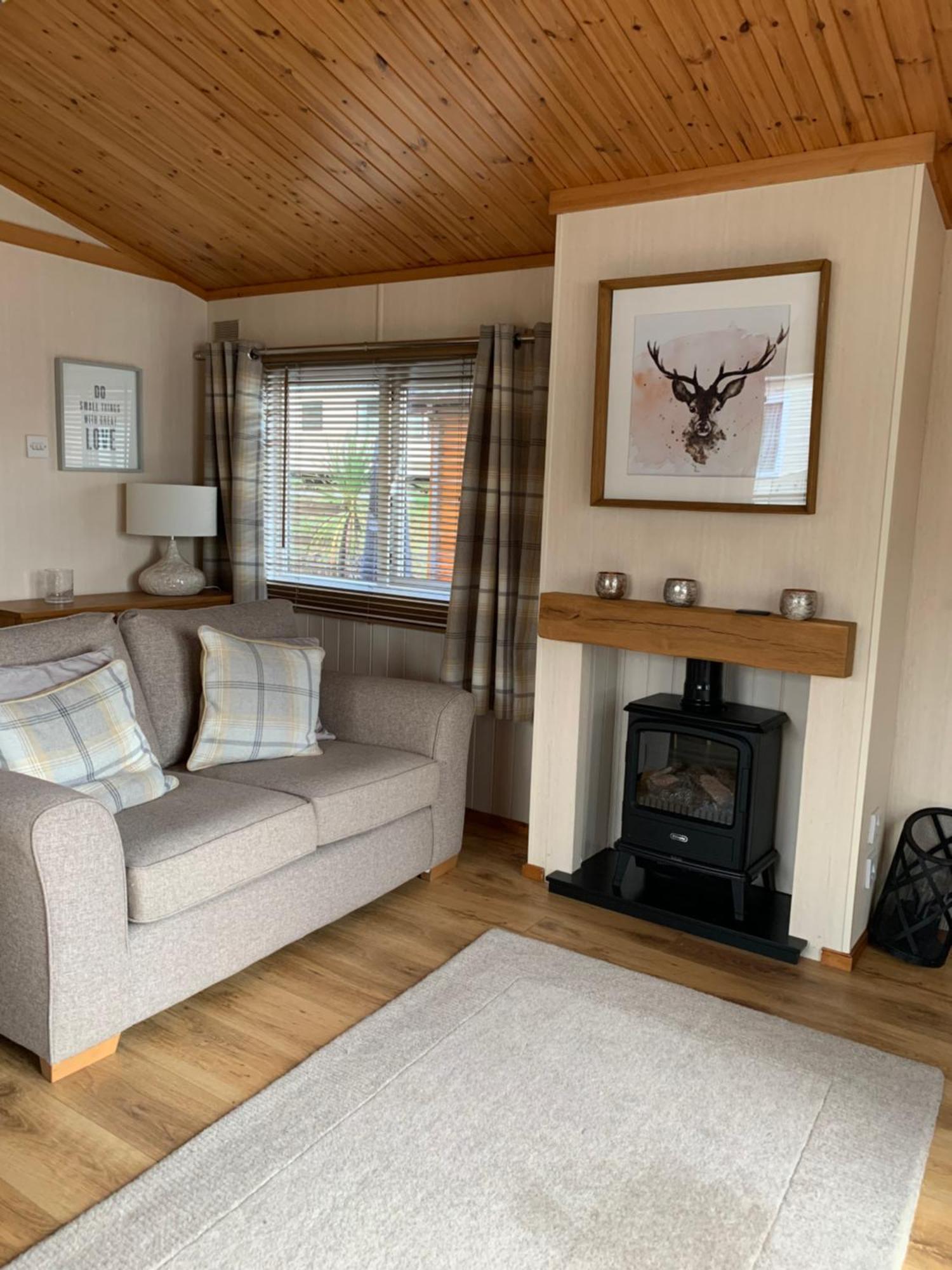 Linnhe Lochside Holidays Corpach Esterno foto